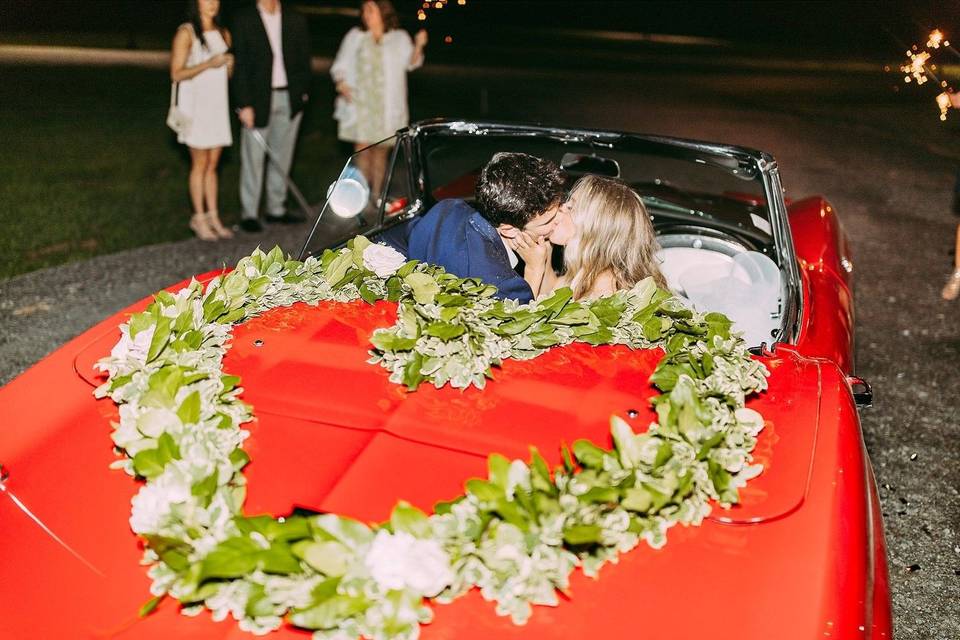 Bridal car- photography: jo johnson