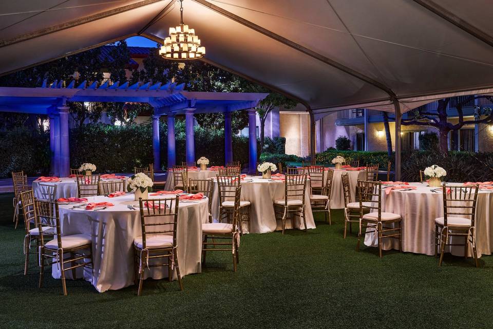 Courtyard Dinner Reception