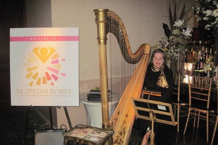 Margaret Sanzo Sneddon, Harpist