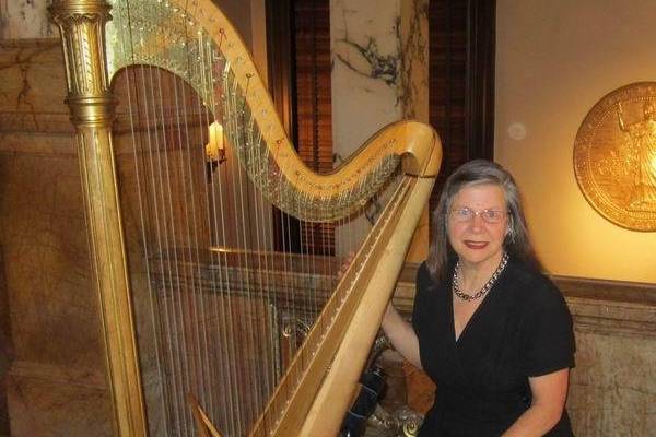 Margaret Sanzo Sneddon, Harpist