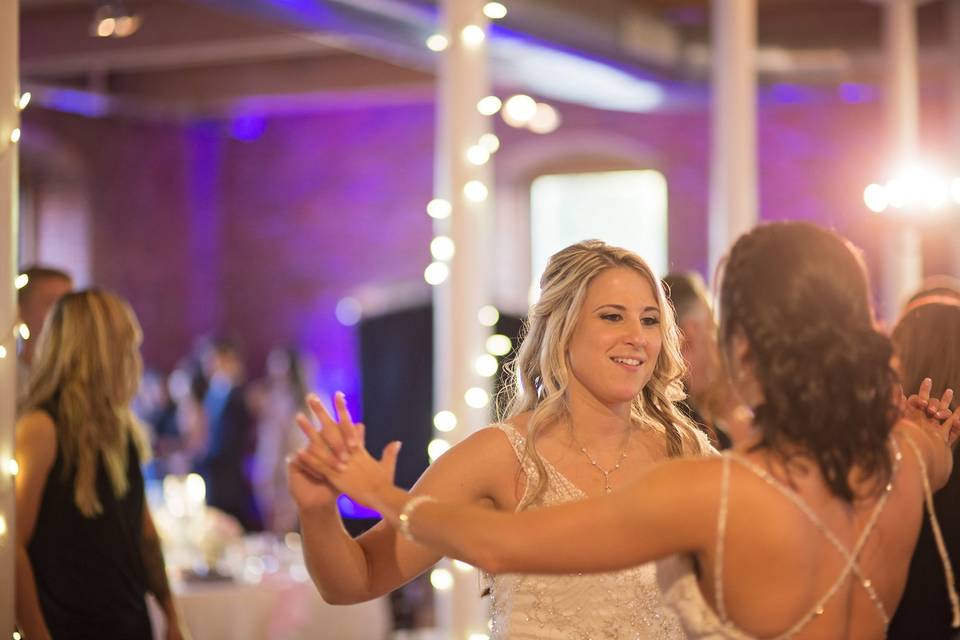 First dance for the newlyweds