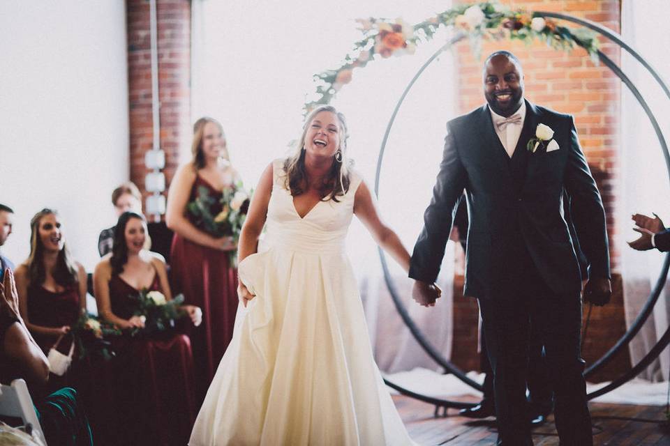 Happy smiles, ceremony moments