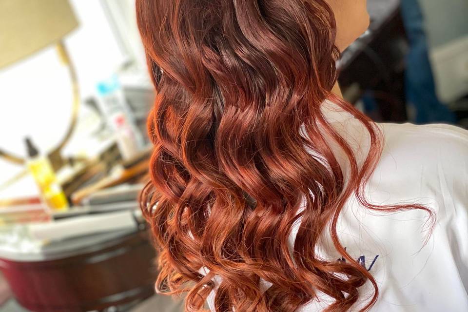 Hollywood Waves
