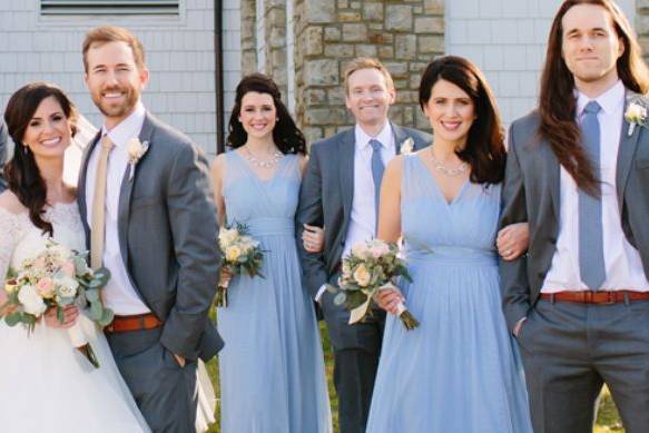 The couple with the bridesmaids and groomsmen