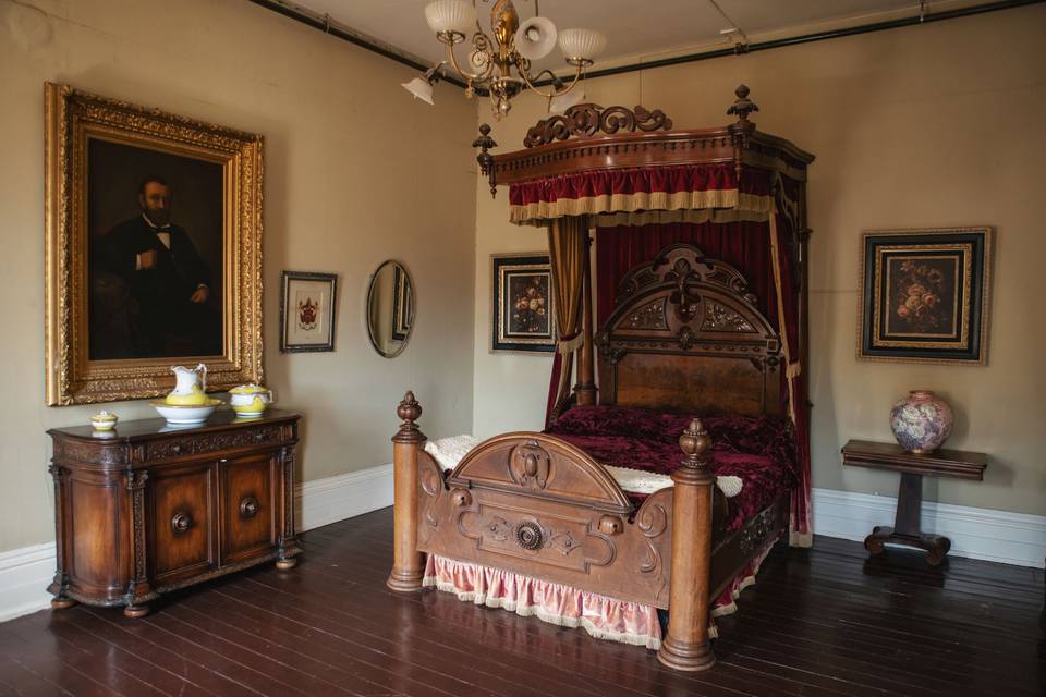 Grants Room.jpg