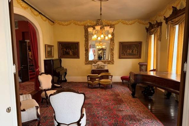 Piano Parlor