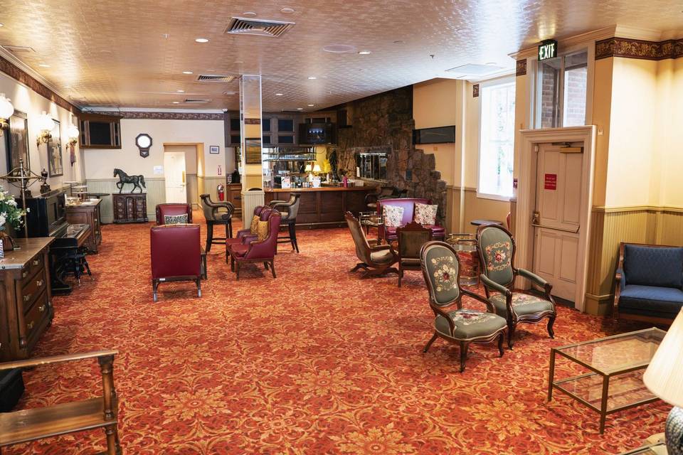 Terrace Room.jpg
