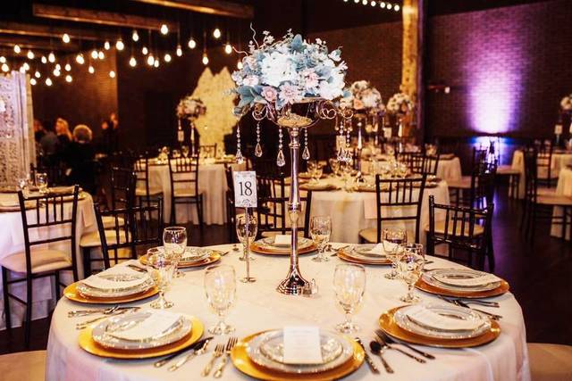 Stunning table settings in Regal Hall