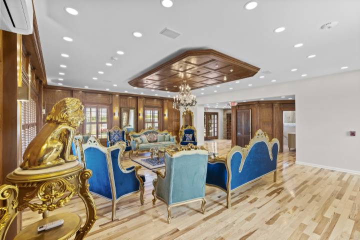 Oak Room