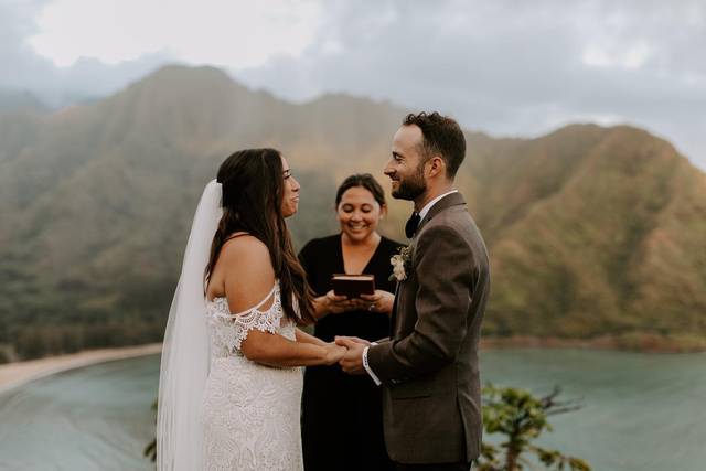 Jen Caporella - Officiant & Elopement Planner