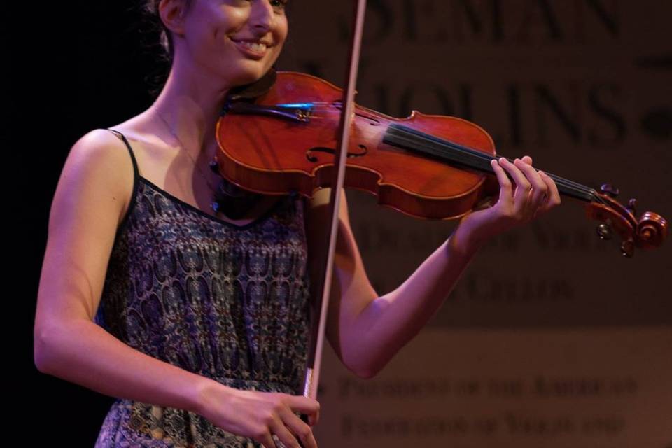 Lauren Vogel, Vln