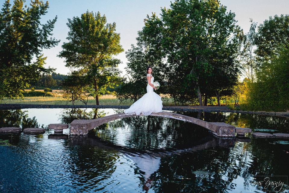 Couple + Bridge