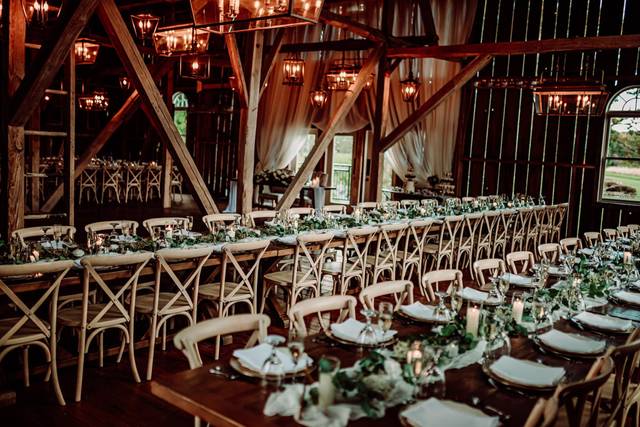 THE WHITE BARN AT LUCAS FARM