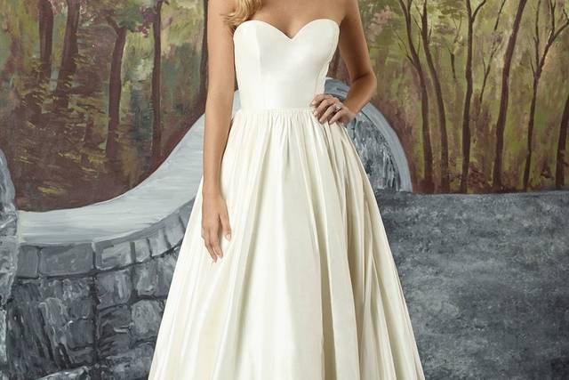 Ve'Lace Bridal - Dress & Attire - Bellingham, MA - WeddingWire