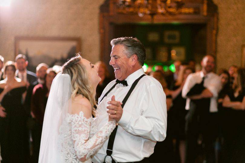 Father/daughter dance