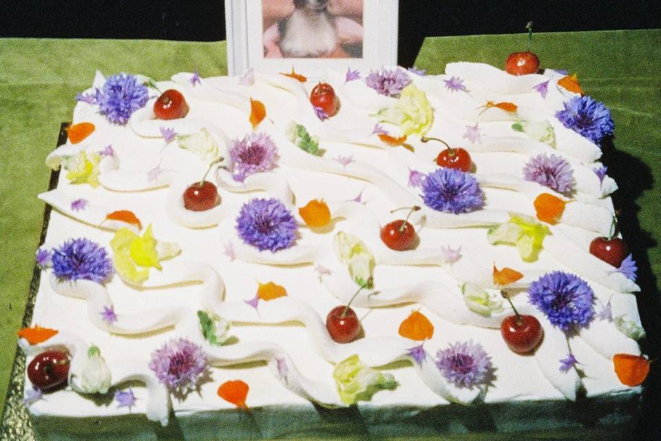 Moongate Lounge Wedding