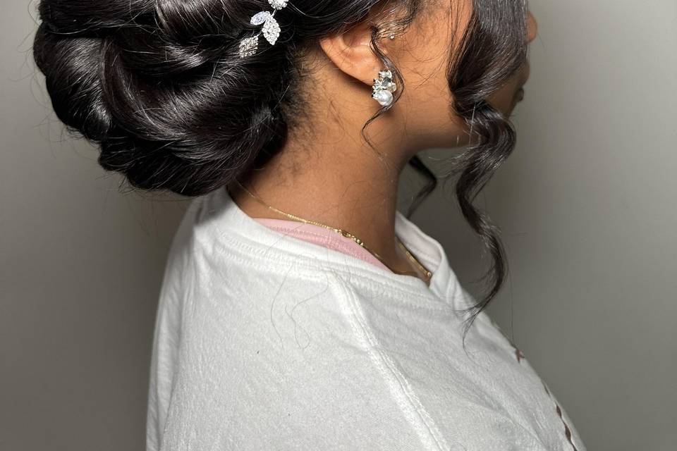 Bridal Updo with extensions