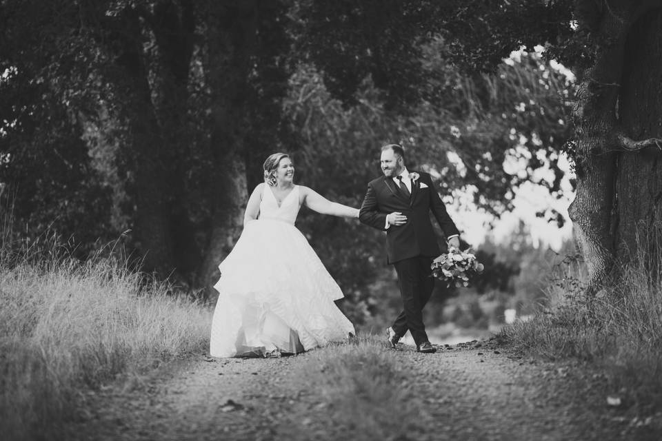 Wedding by the woods - Shana Bailey Photography