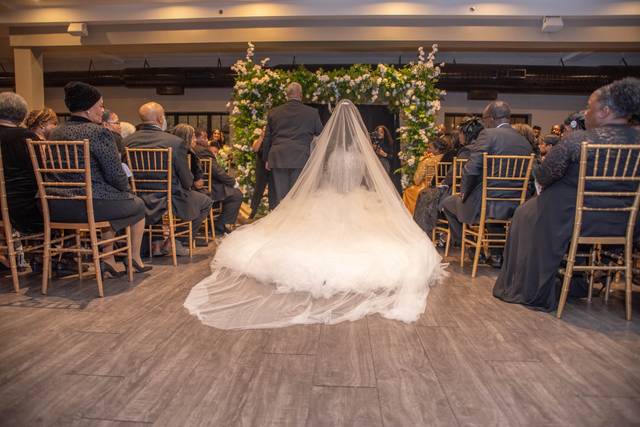 Leading to the Alter