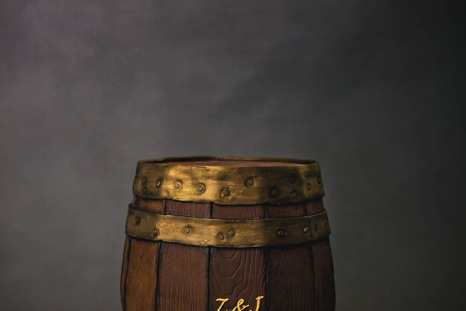 Whiskey barrel cake