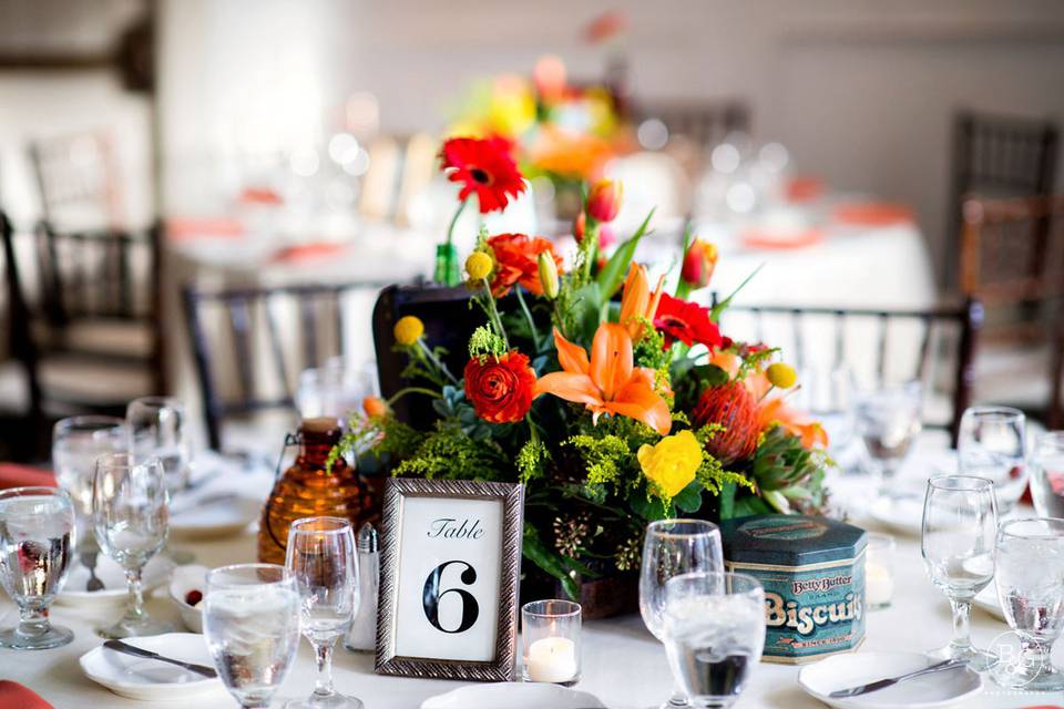 Floral centerpiece