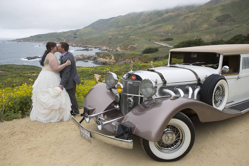 Wedding photo escape on the Big Sur Coast