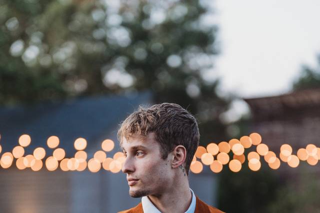 A groom candid - Rachel Betson Photography