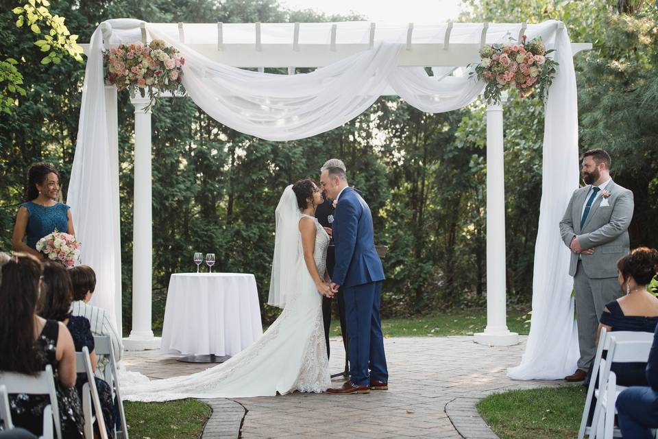 Modern Chuppah