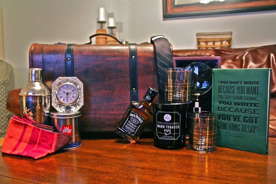 Mad Men themed suitcase makes a great groom or groomsmen gift!