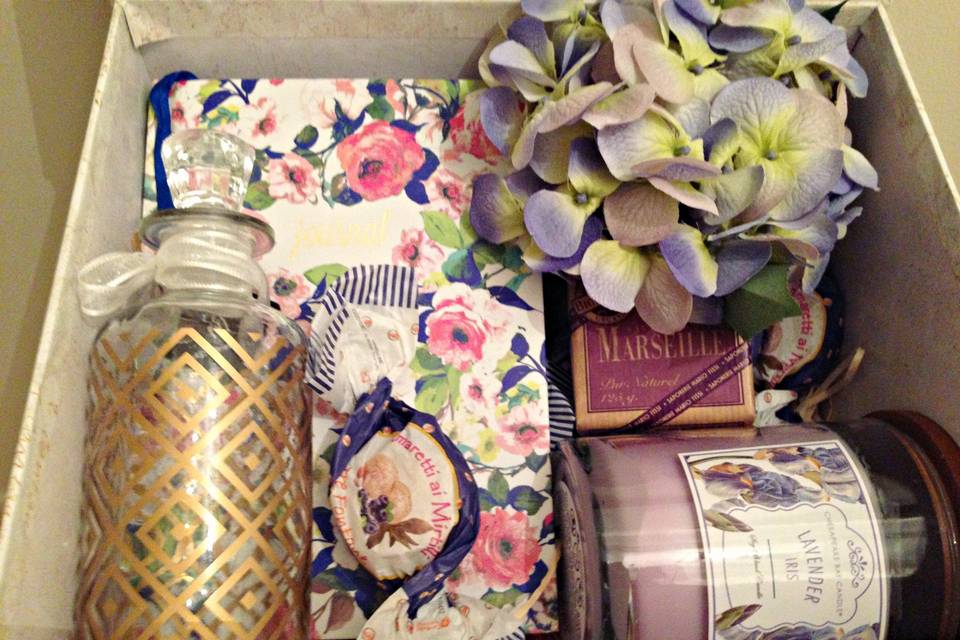 The Periwinkle Pig Gift Co.