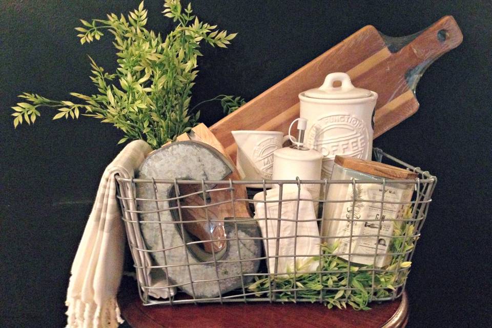 The Periwinkle Pig Gift Co.