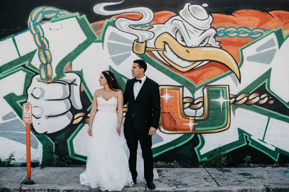 Miami street style wedding