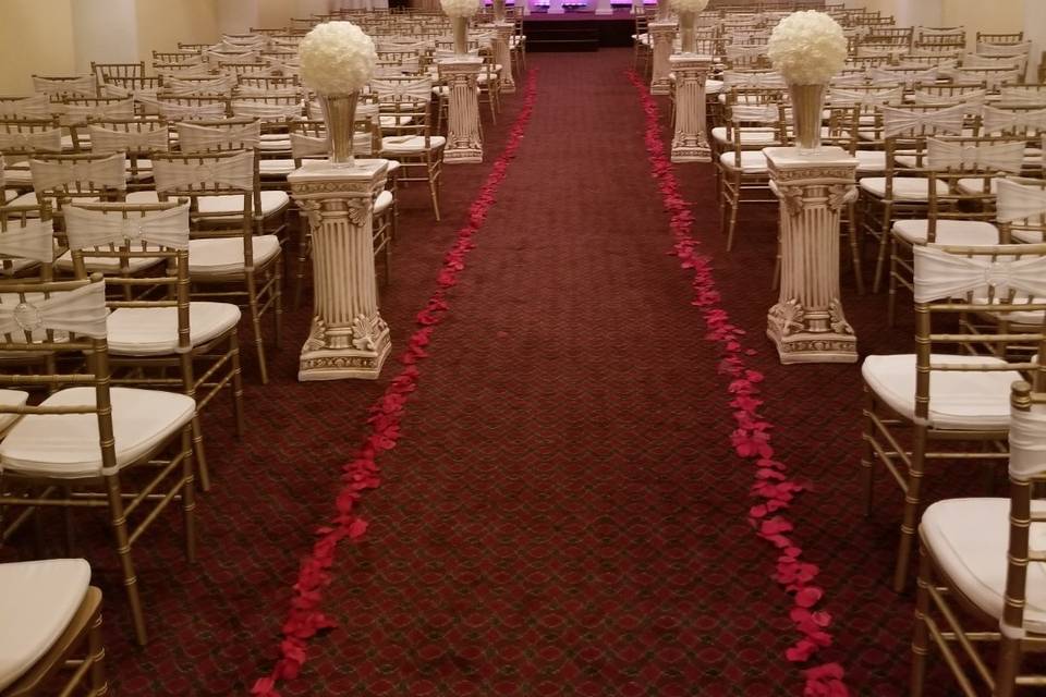 Aisle for ceremony