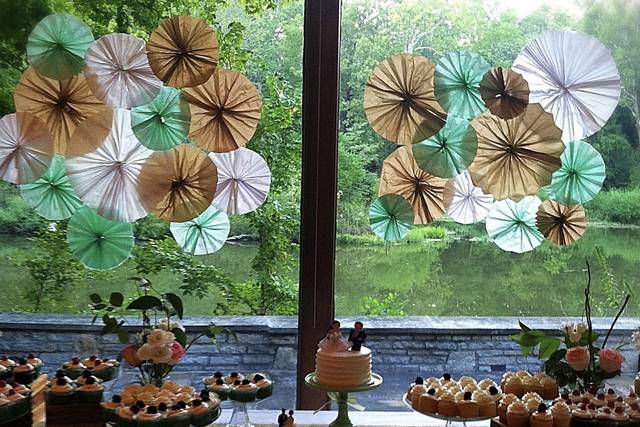 Cookie and cake table