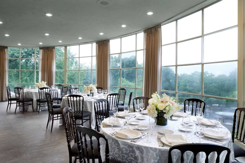 Sunporch Table Windows