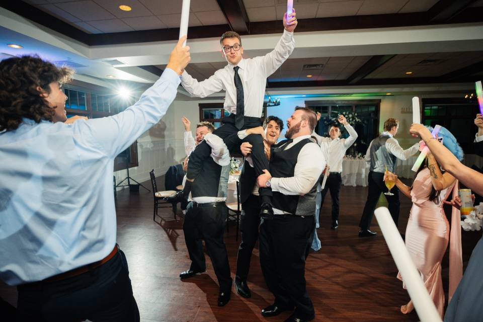 Bride lift