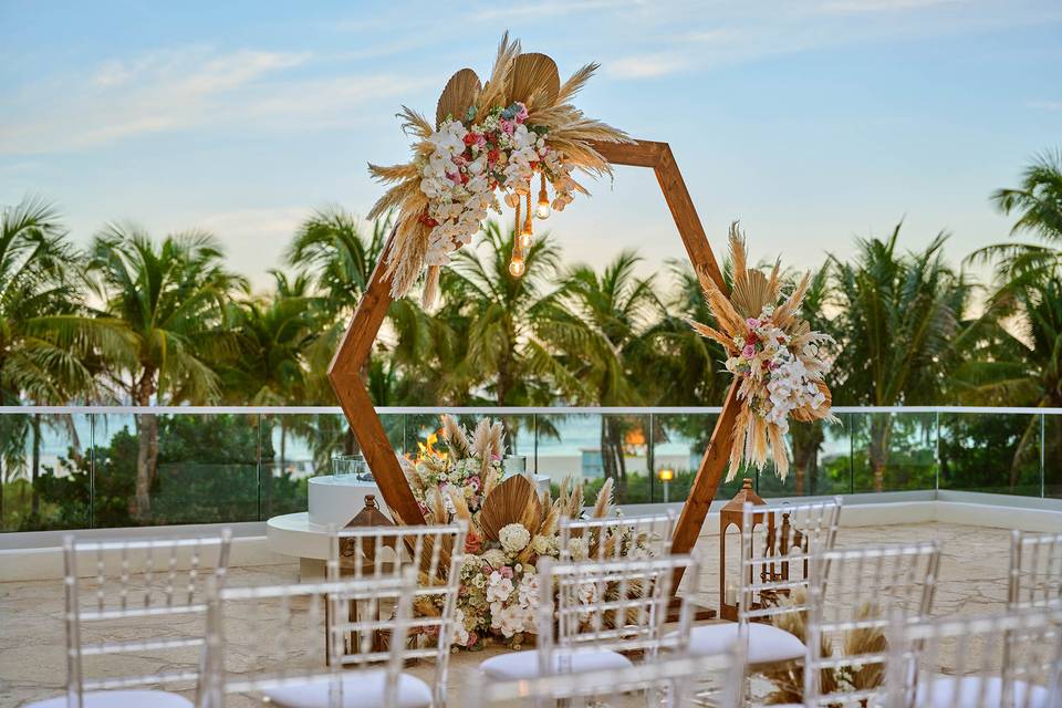 Atlantic patio wedding set up