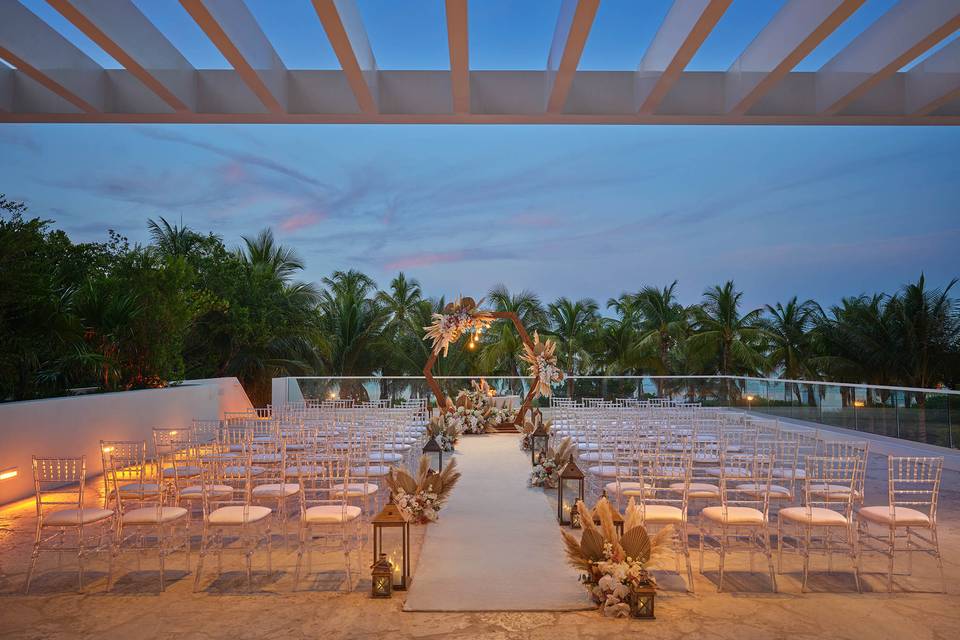 Atlantic patio wedding set up