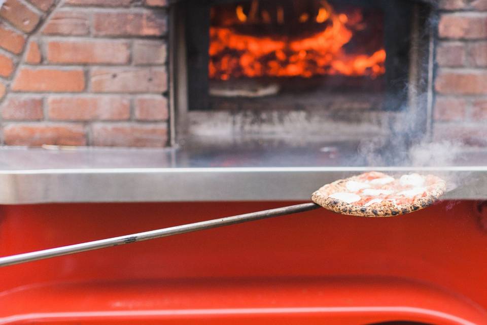 A Wandering Fire: Artisan Pizza