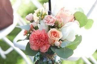 Aisle decoration in blue jar with handle for shepard hook