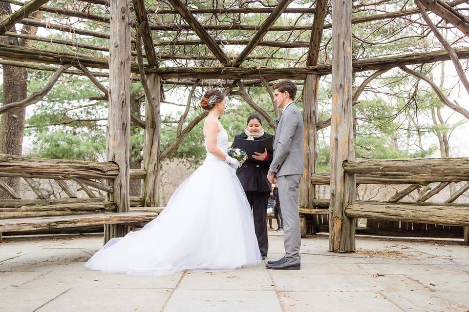 Knot by the Sea Weddings - Officiant Alexandra Paez - New York & New Jersey