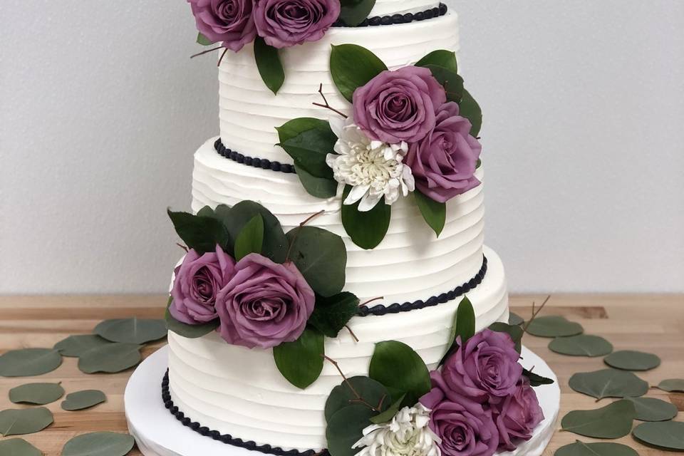 Textured wedding cake