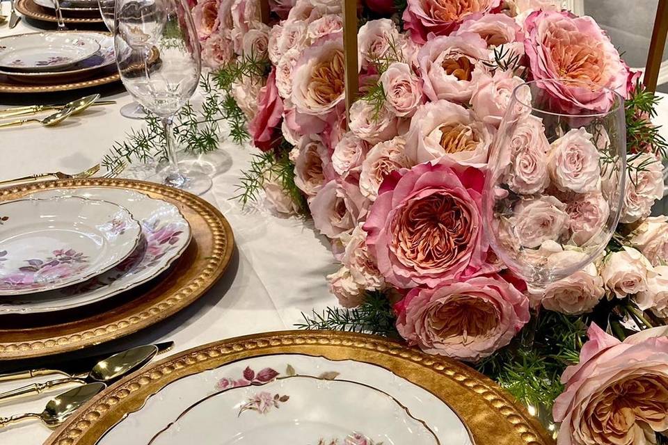 Close up Sweetheart table