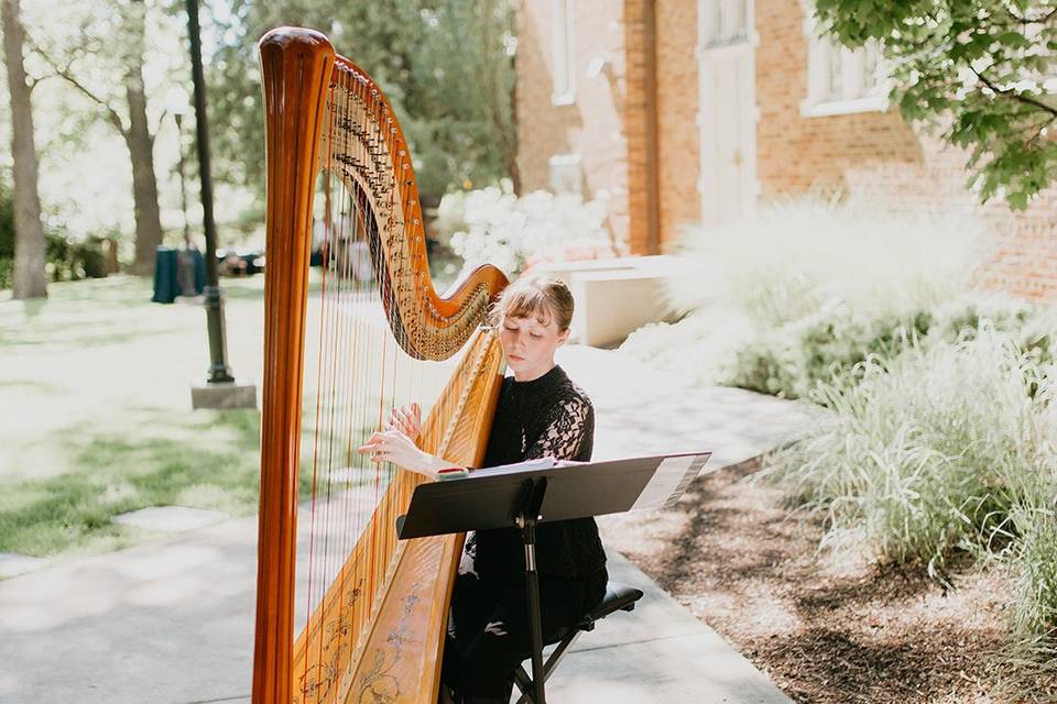 Jessica Cordner Harpist