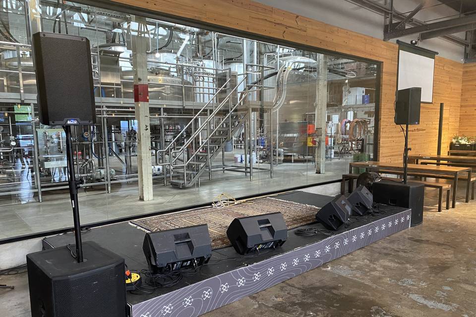 Cahaba Brewery Live Band Setup