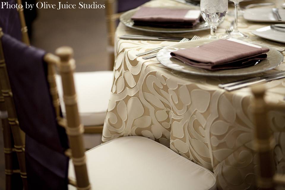 Beige pattern linens