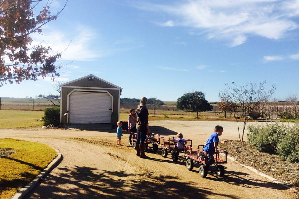 Sandy Oaks Ranch Event Facilities