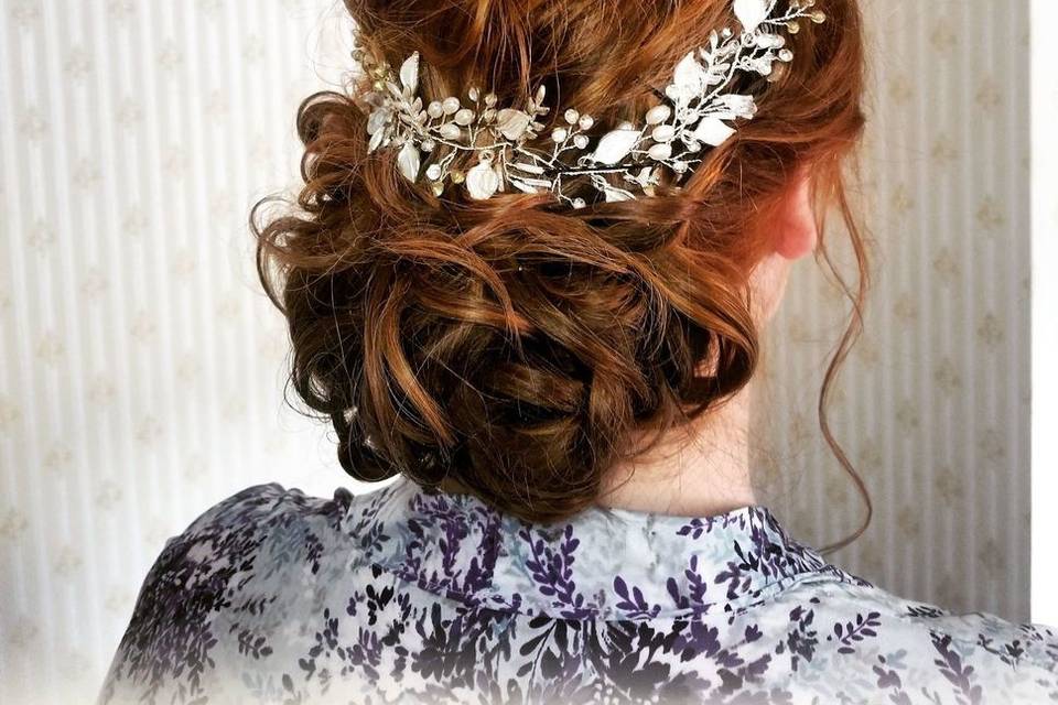 Bridal hair by Jen