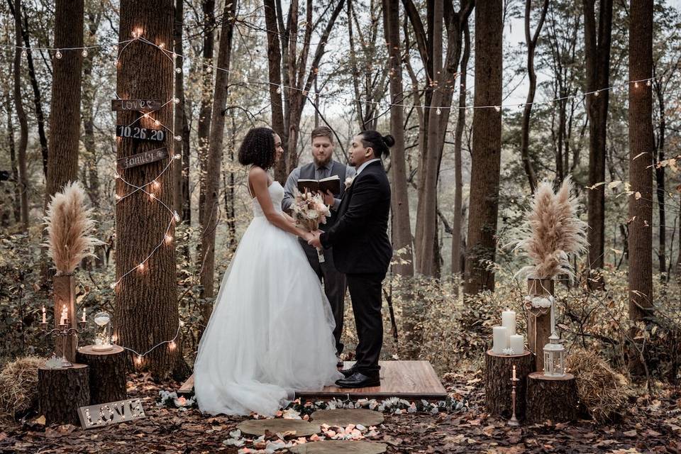 Boho Elopement Ceremony