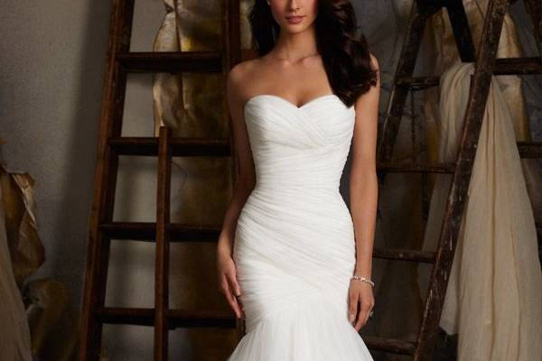 Carbonneau Bridal & Formalwear